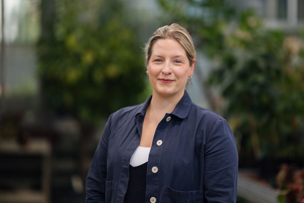 Portrait of Dr. Isabella Anderson-Wagner, Scientific Advisor for Feed Your Brain.